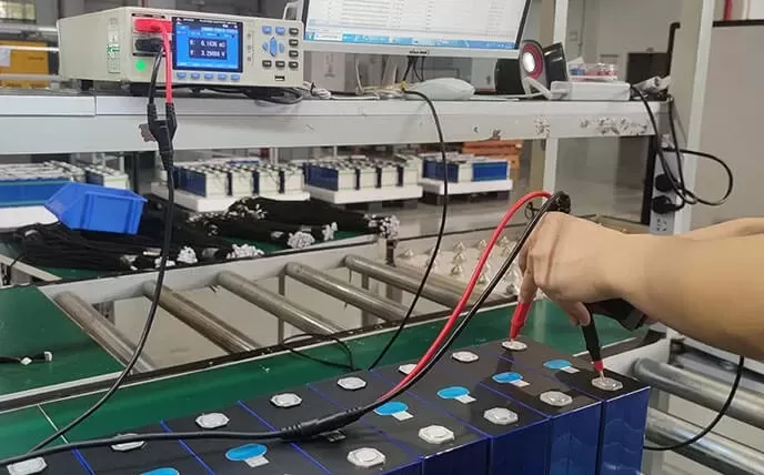 Mga tagagawa ng baterya ng lithium